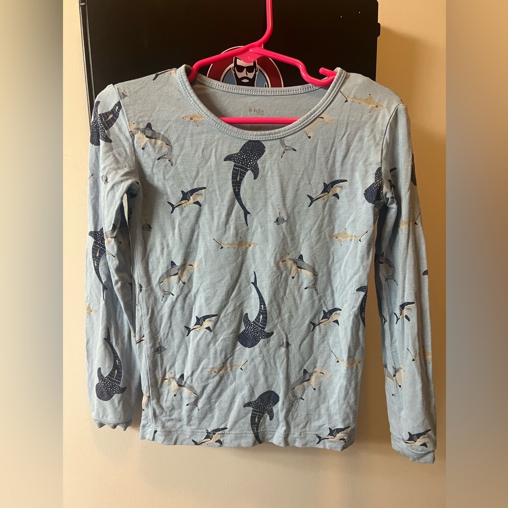 KYTE Baby Shark Pajama Long Sleeve Top 4T
